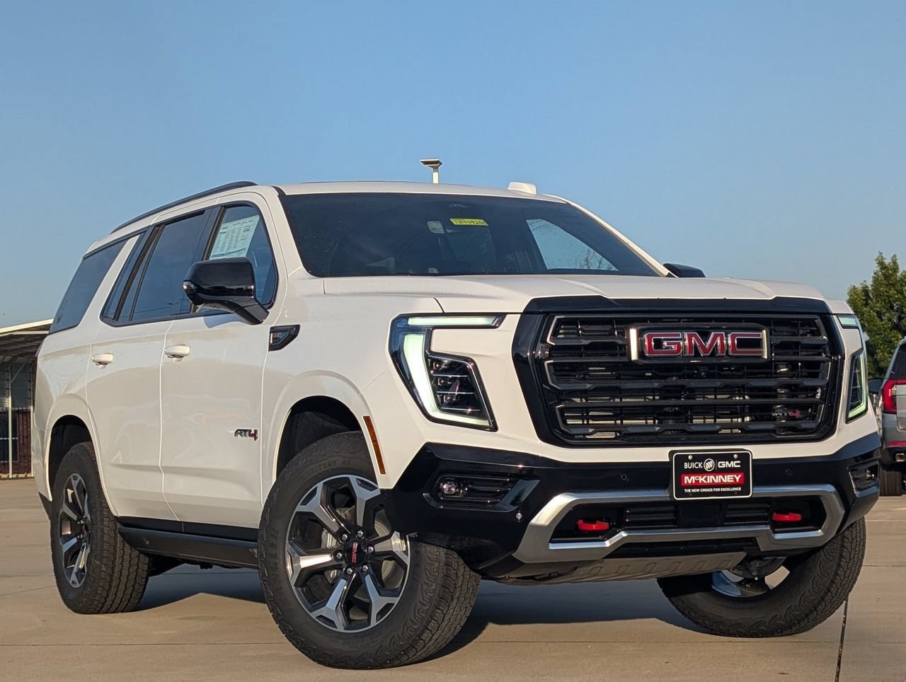 New 2026 GMC Yukon AT4 Ultimate AWD/4WD image 2