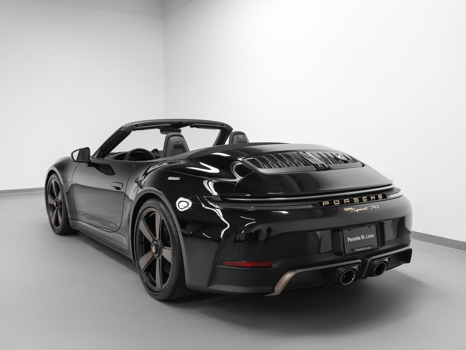 New 2026 Porsche 911 GTS image 3