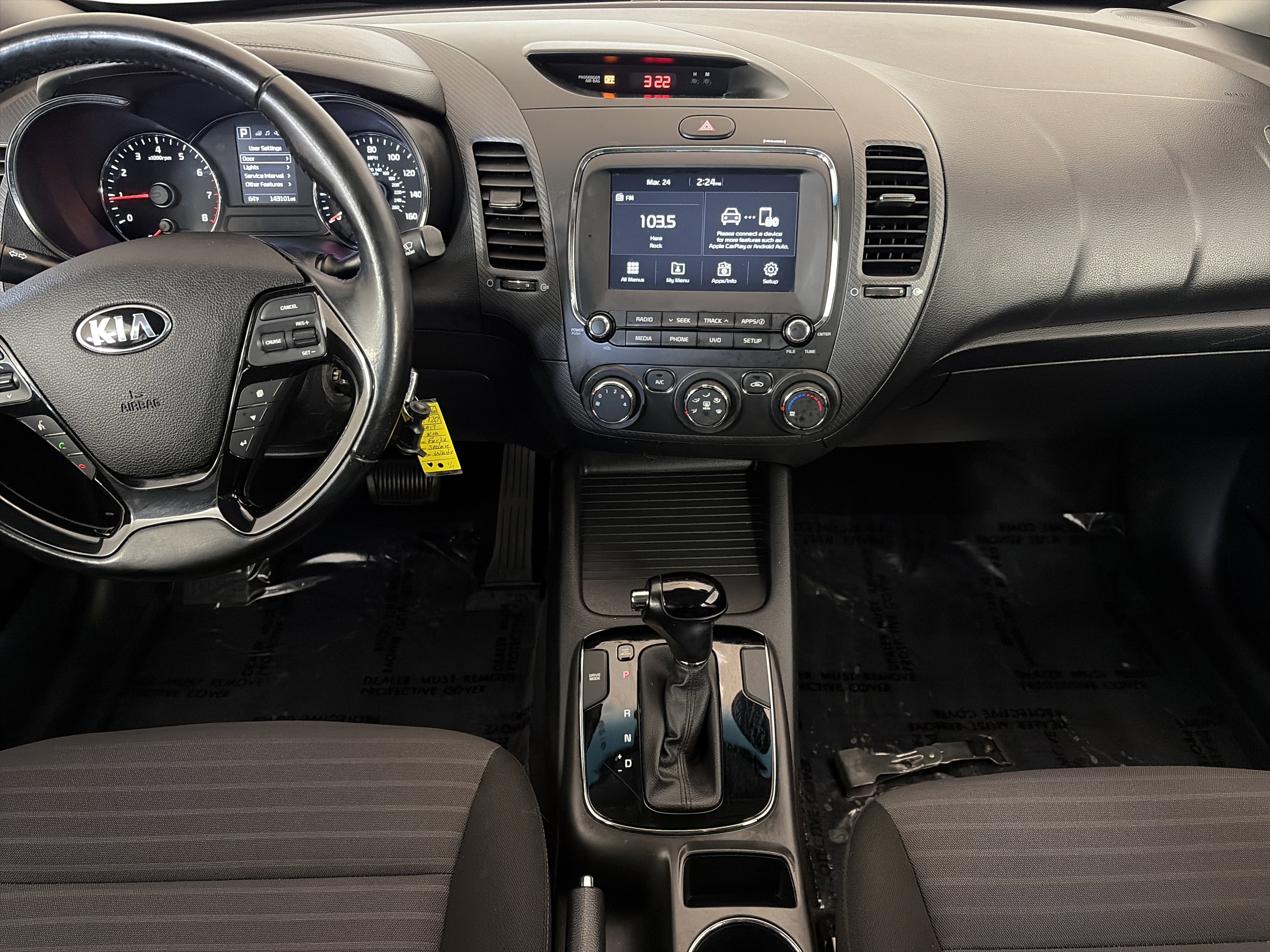 Used 2017 Kia Forte S image 16