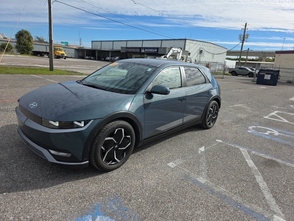 Used 2022 Hyundai Ioniq 5 SE image 7