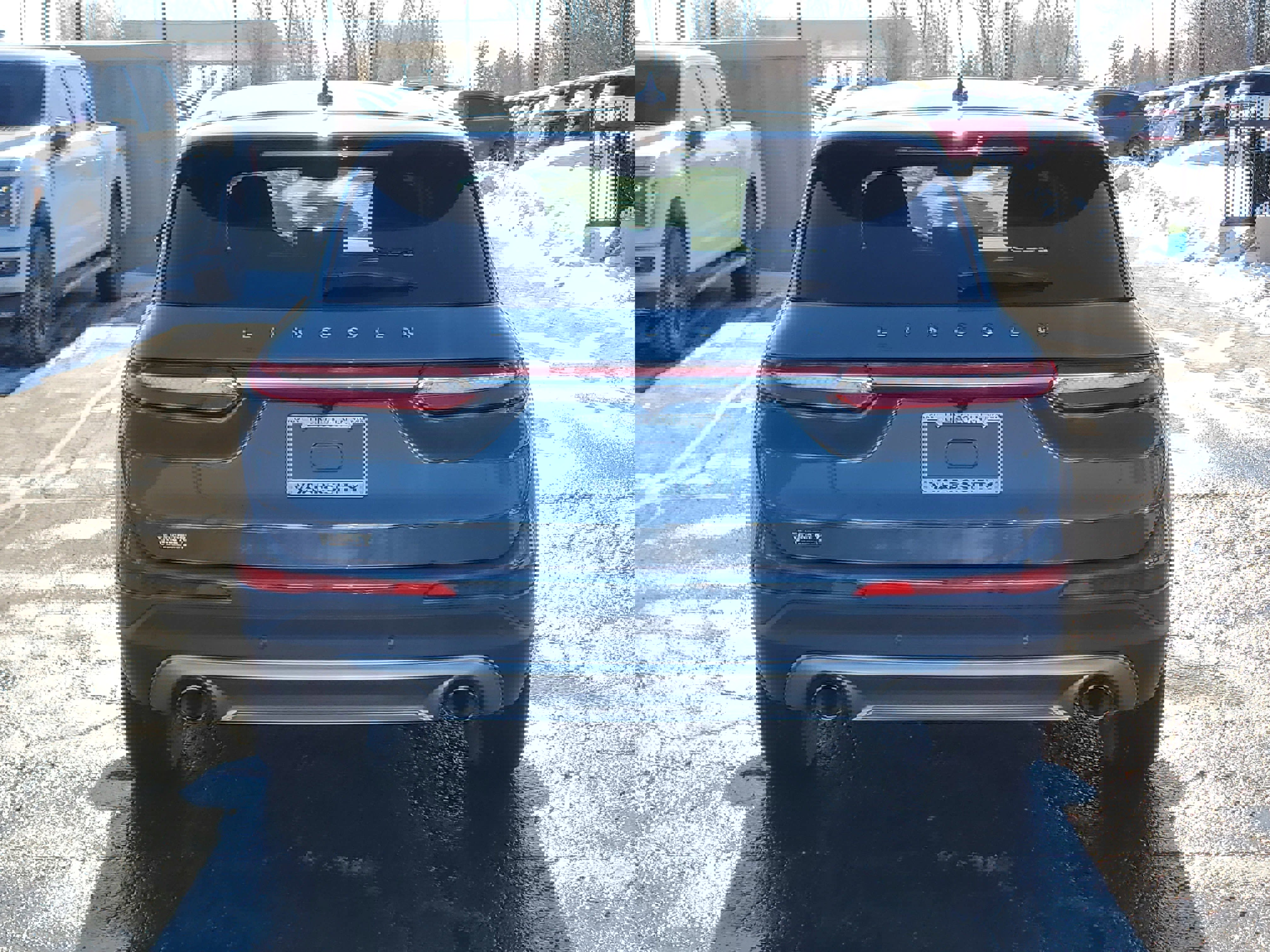 Certified 2023 Lincoln Corsair Reserve w/ Equipment Group 201A image 5