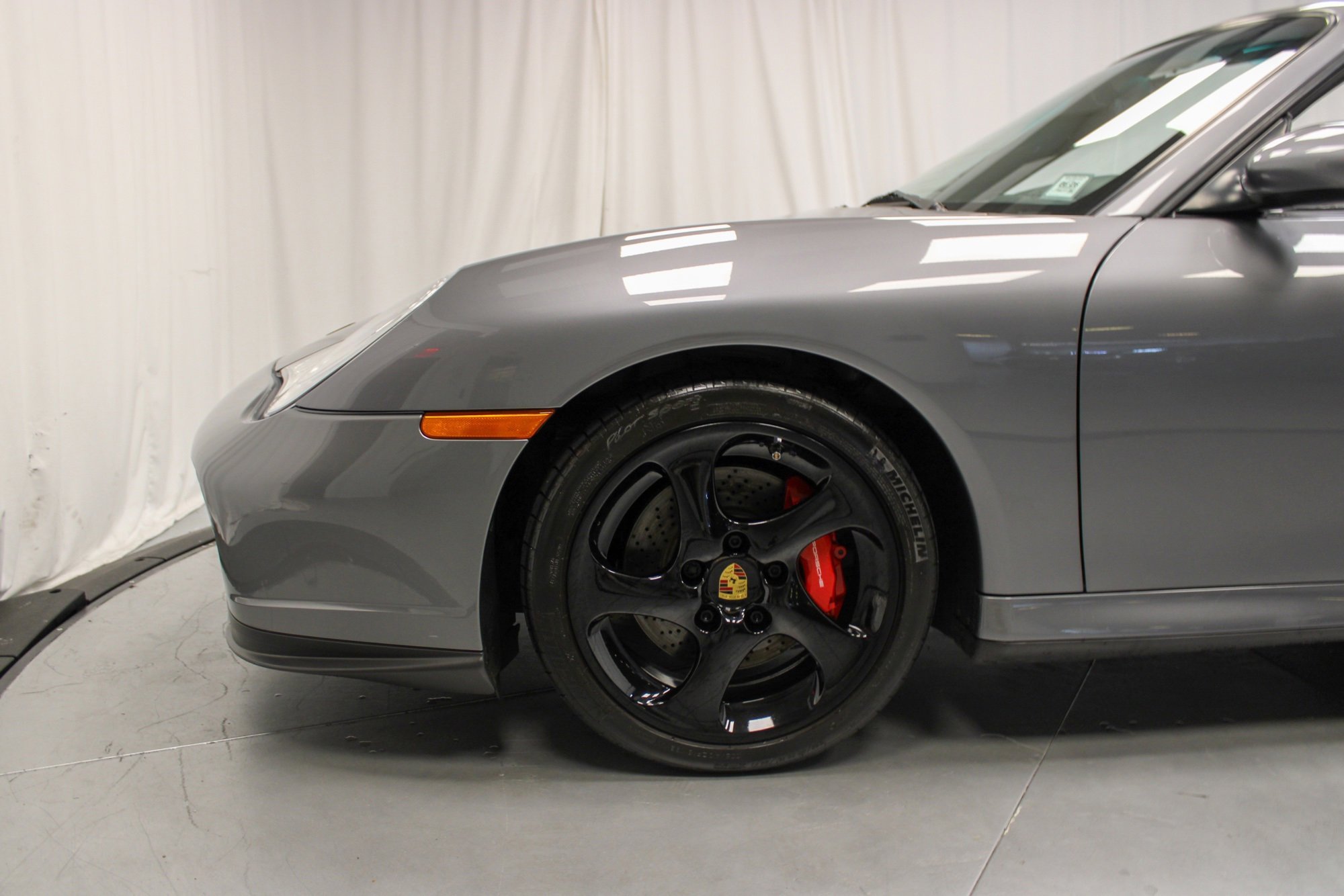 Used 2004 Porsche 911 Turbo image 16
