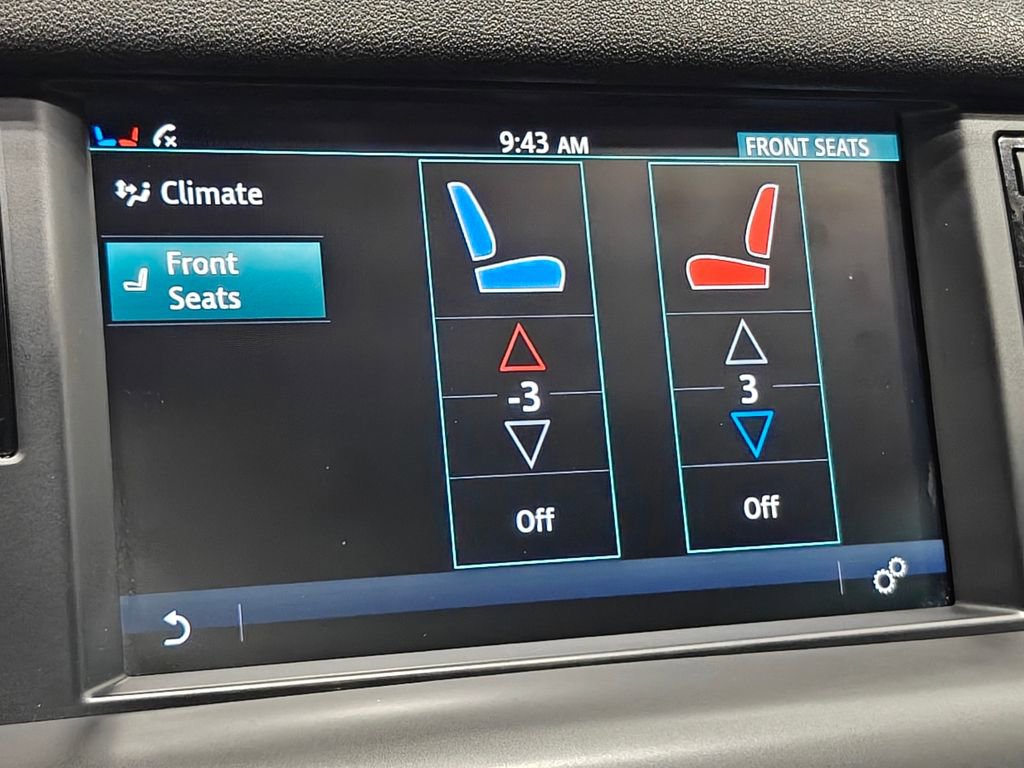 Used 2018 Land Rover Discovery Sport HSE Luxury image 42