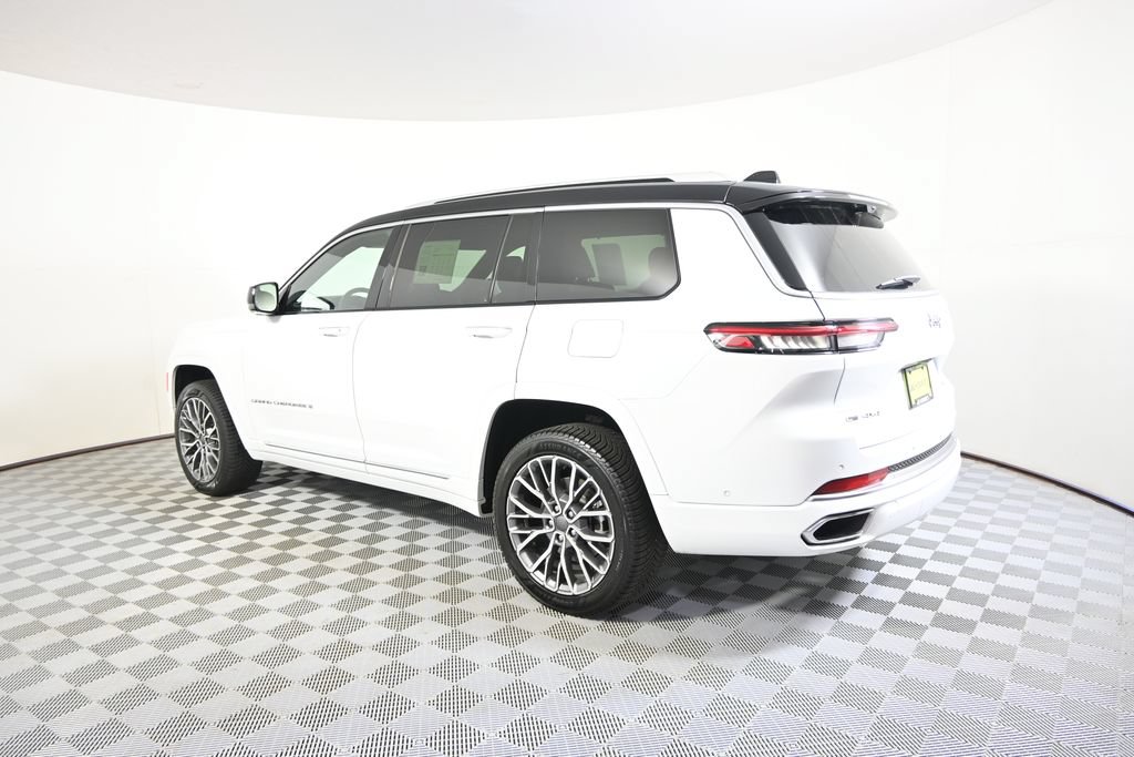 Used 2023 Jeep Grand Cherokee L Summit AWD/4WD image 4