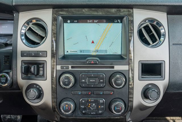 Used 2017 Ford Expedition Limited w/ Equipment Group 301A image 26