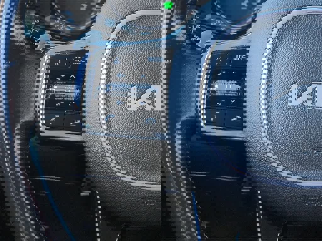 Used 2022 Kia Sorento S image 24