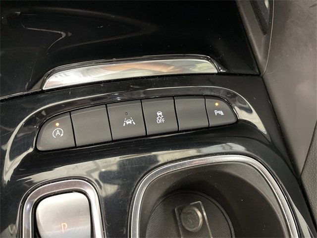 Certified 2022 Buick Envision Essence w/ Sport Touring Package image 29