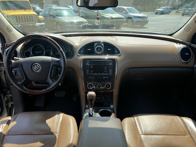 Used 2014 Buick Enclave Leather image 2