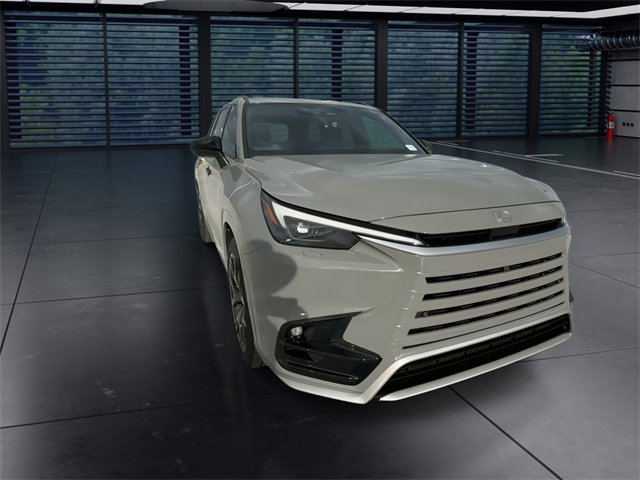 New 2026 Lexus TX 500h AWD image 2