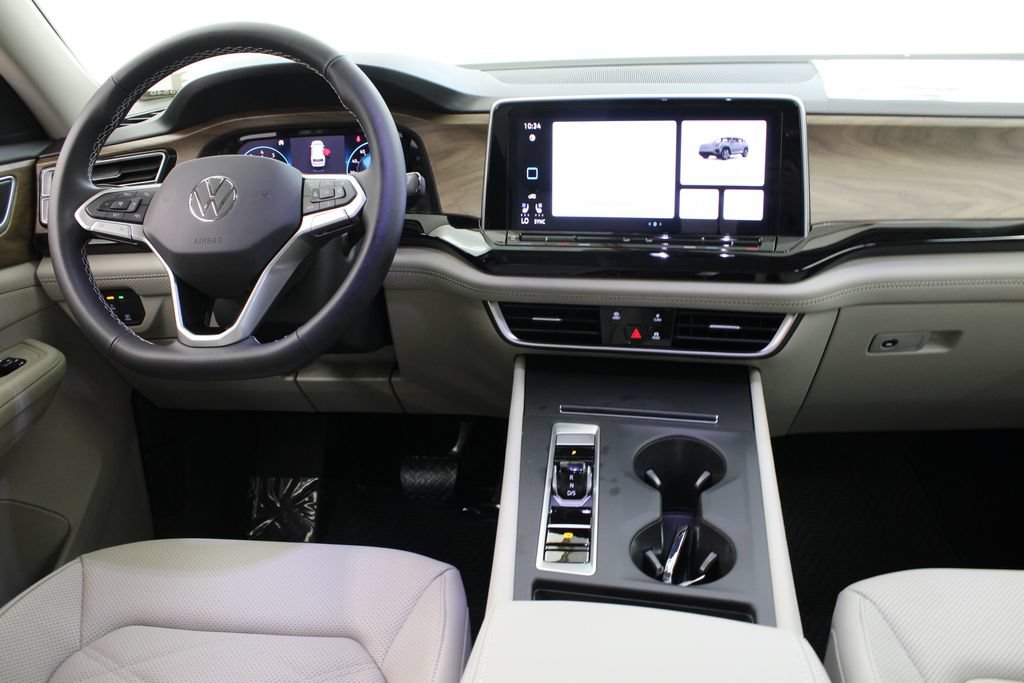 New 2026 Volkswagen Atlas SE FWD image 9