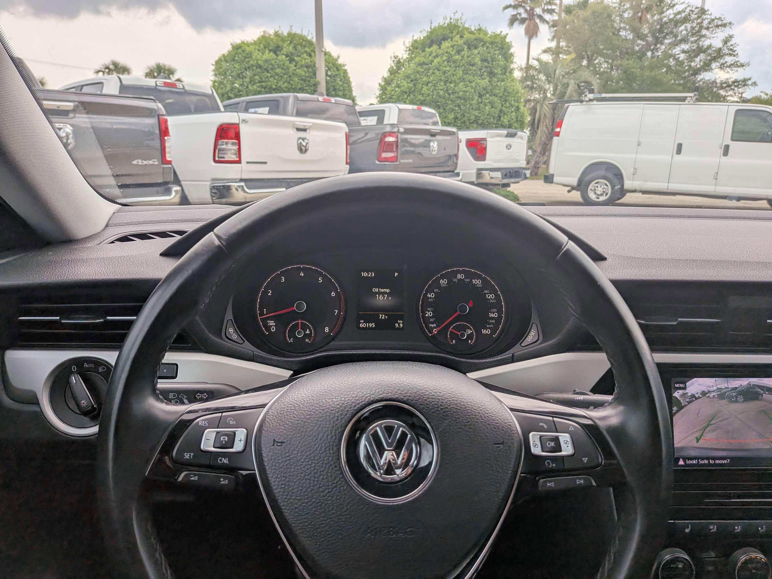 Used 2020 Volkswagen Passat 2.0T SE FWD image 29