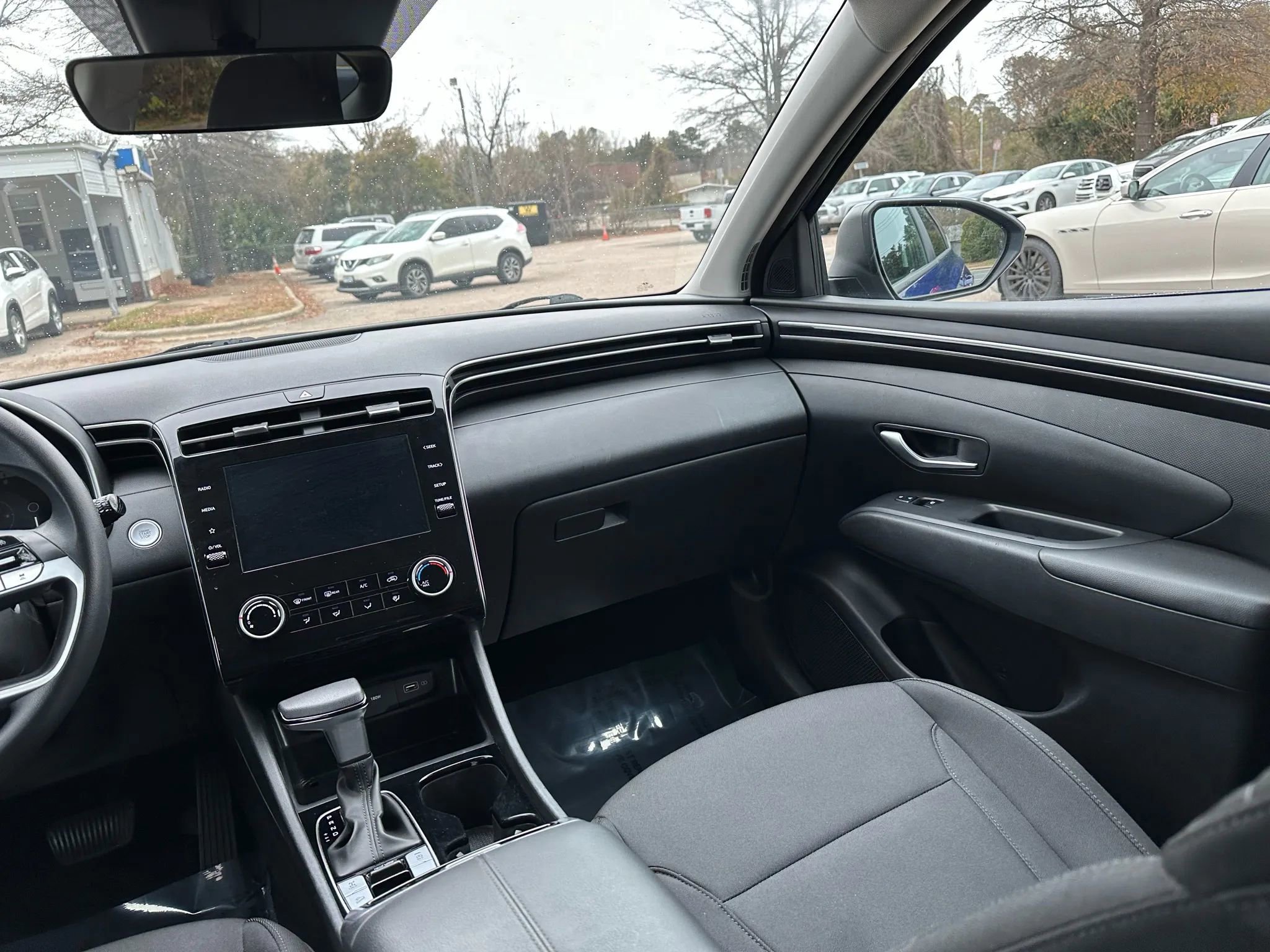 Used 2022 Hyundai Tucson SEL w/ Cargo Package image 23