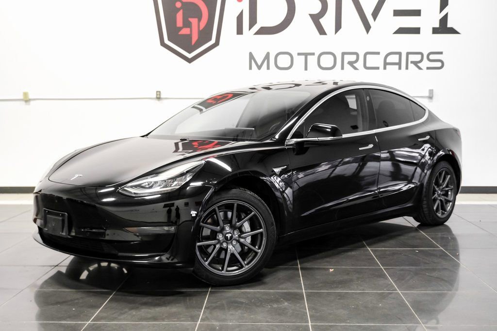 Used 2019 Tesla Model 3 Standard Range Plus image 8
