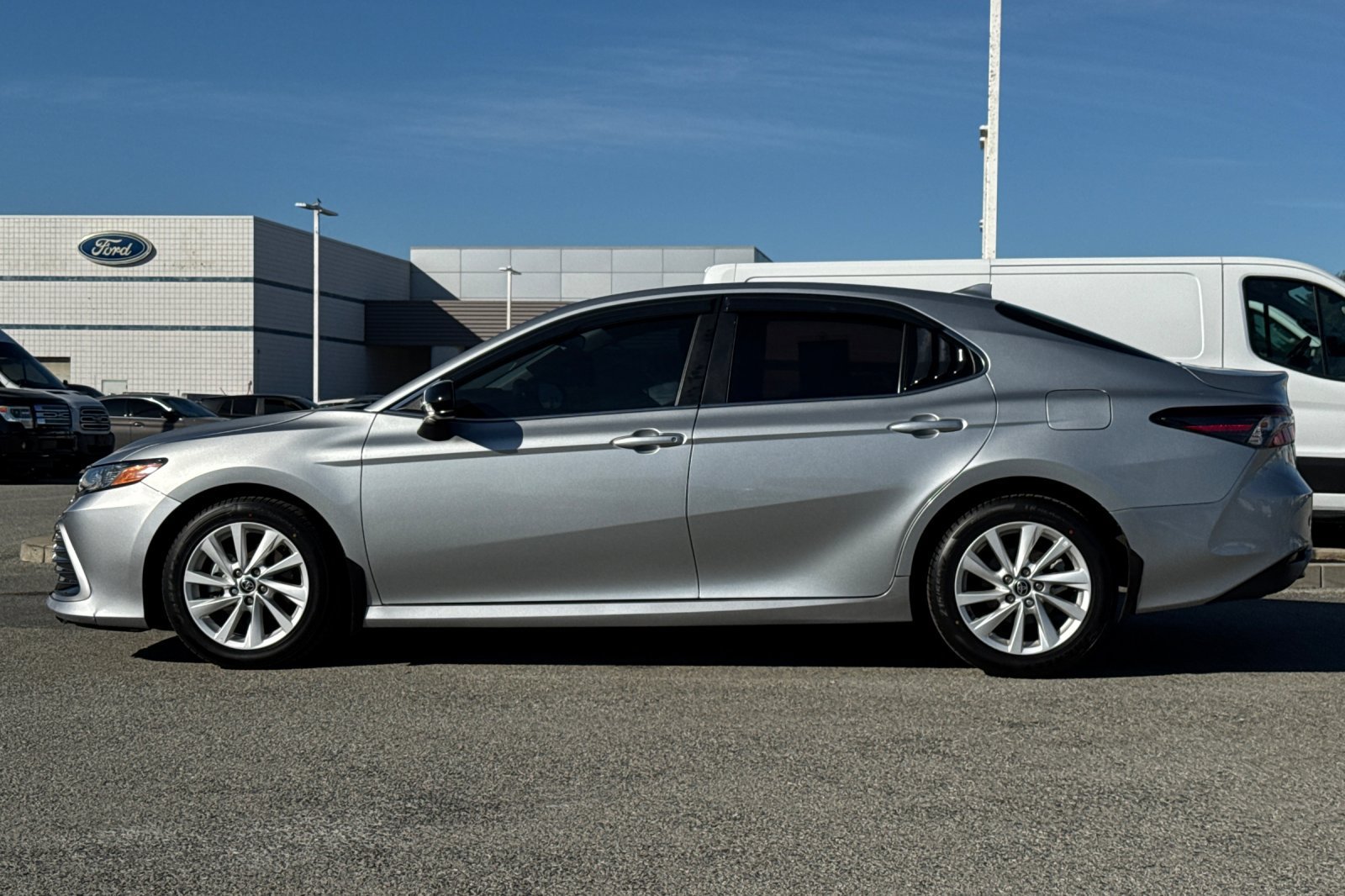 Used 2024 Toyota Camry LE FWD image 7