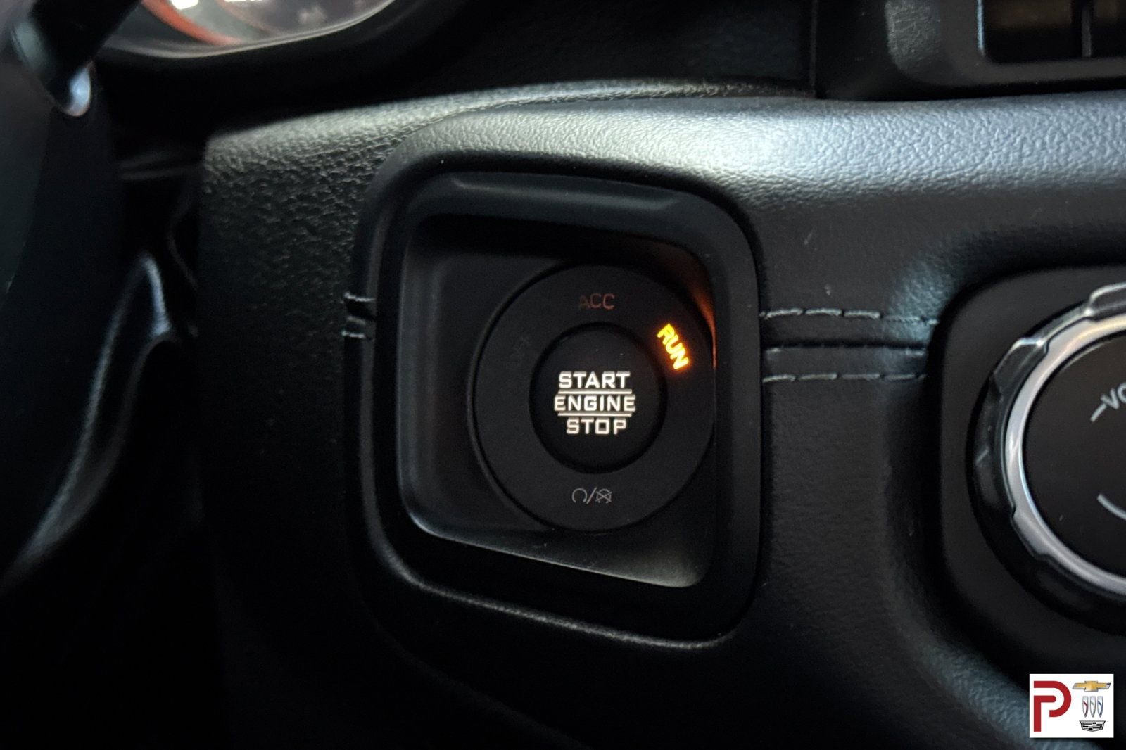 Used 2024 Jeep Wrangler Unlimited Rubicon AWD/4WD image 25