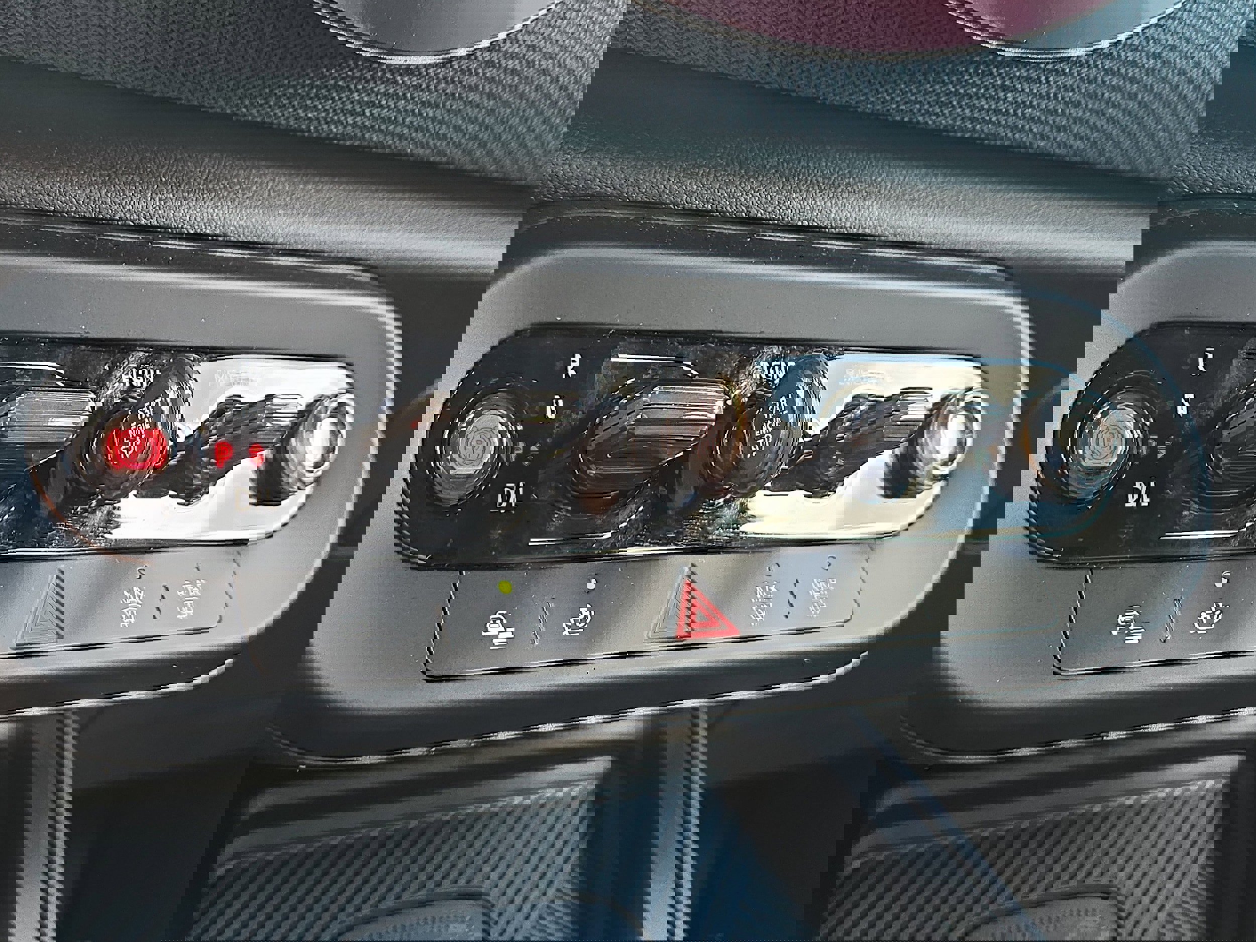 Used 2025 MINI Cooper Countryman S w/ Comfort Package Max image 24