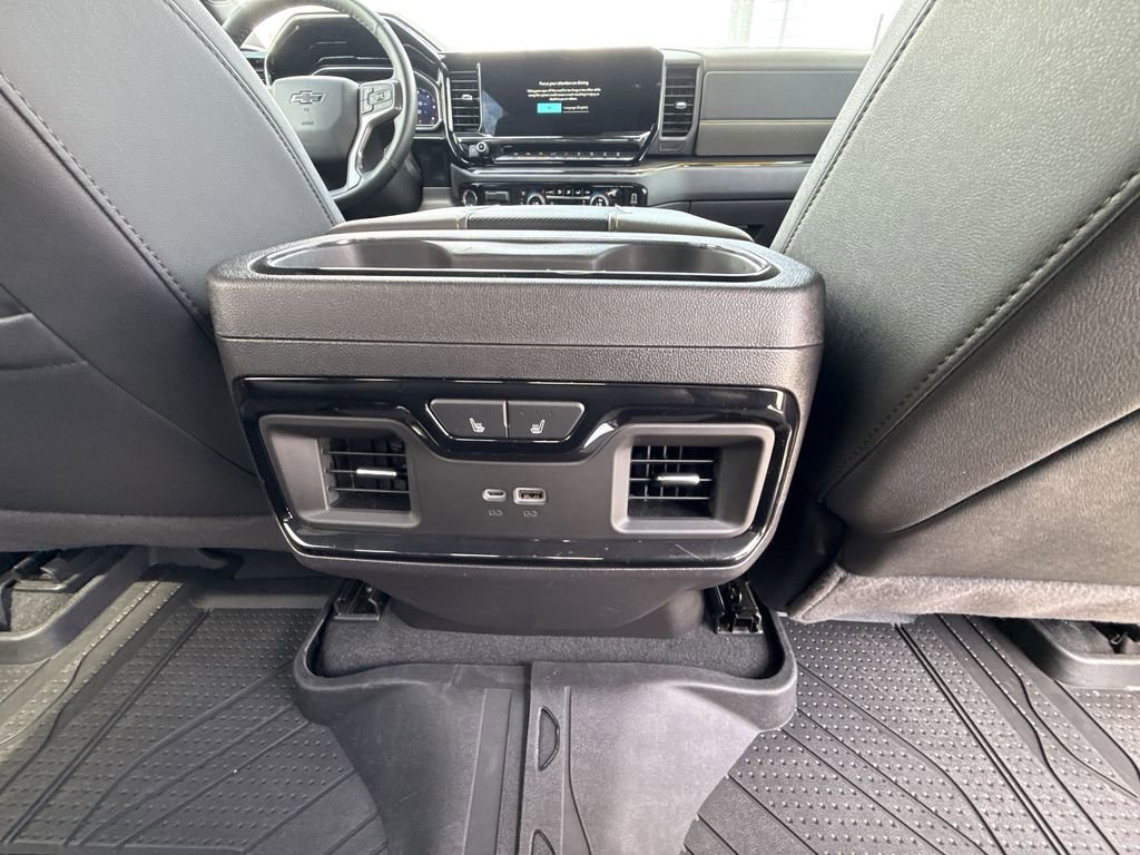 Used 2024 Chevrolet Silverado 1500 ZR2 w/ Technology Package image 18