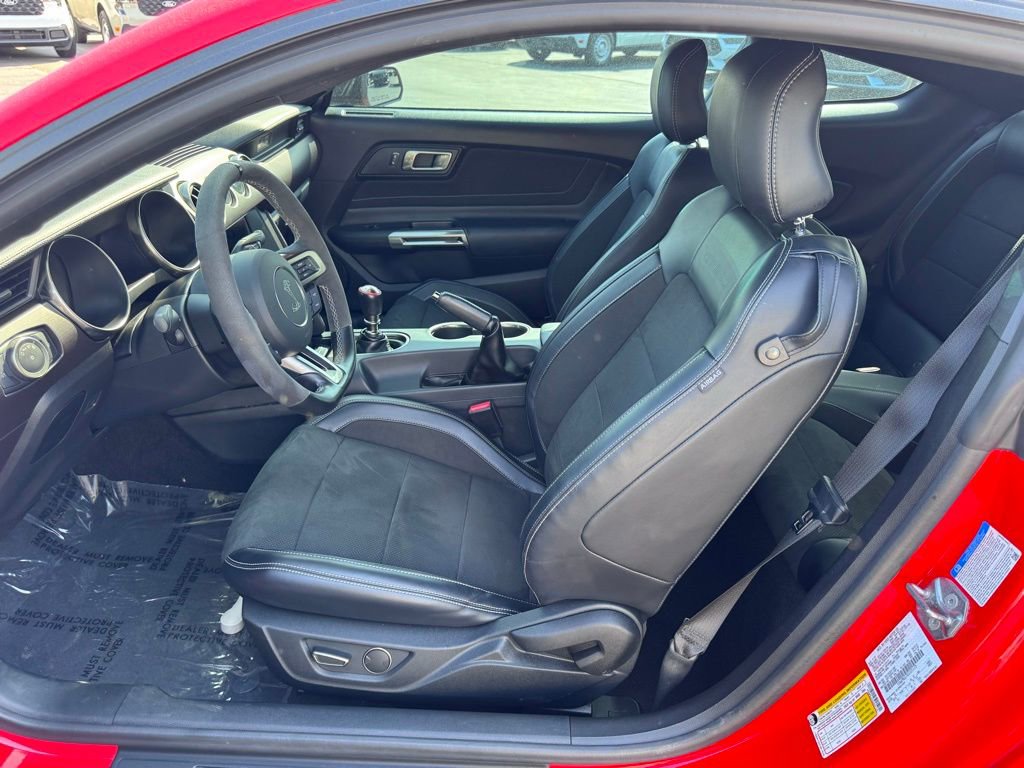 Used 2016 Ford Mustang Shelby GT350 w/ Technology Package image 21