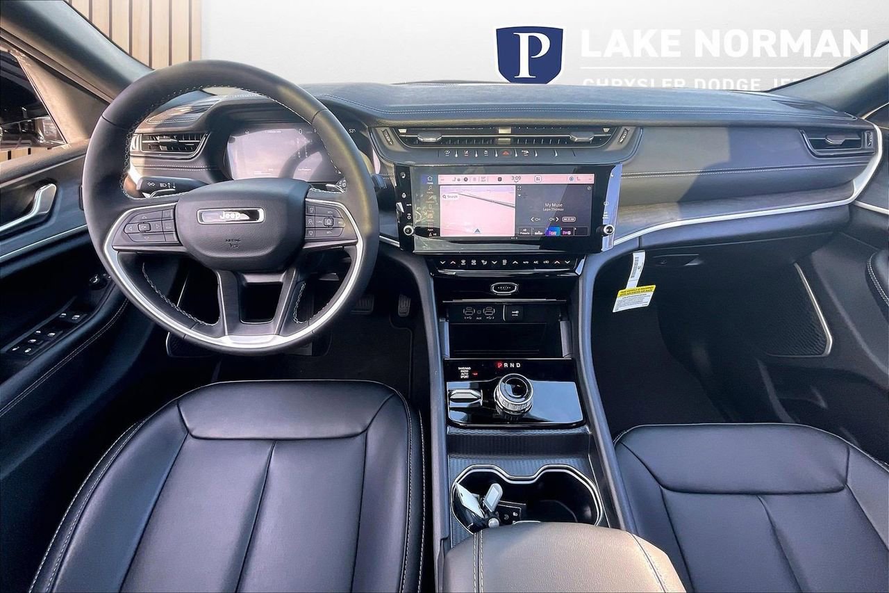 New 2026 Jeep Grand Cherokee Limited w/ Limited Altitude Package image 10