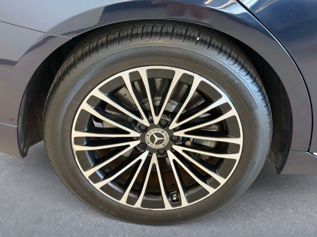 Certified 2022 Mercedes-Benz S 500 4MATIC image 7