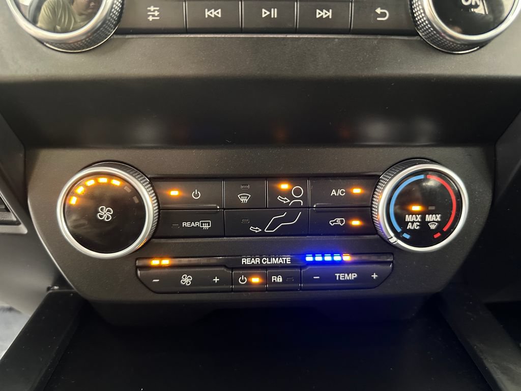 Used 2020 Ford Expedition Max XL AWD/4WD image 35