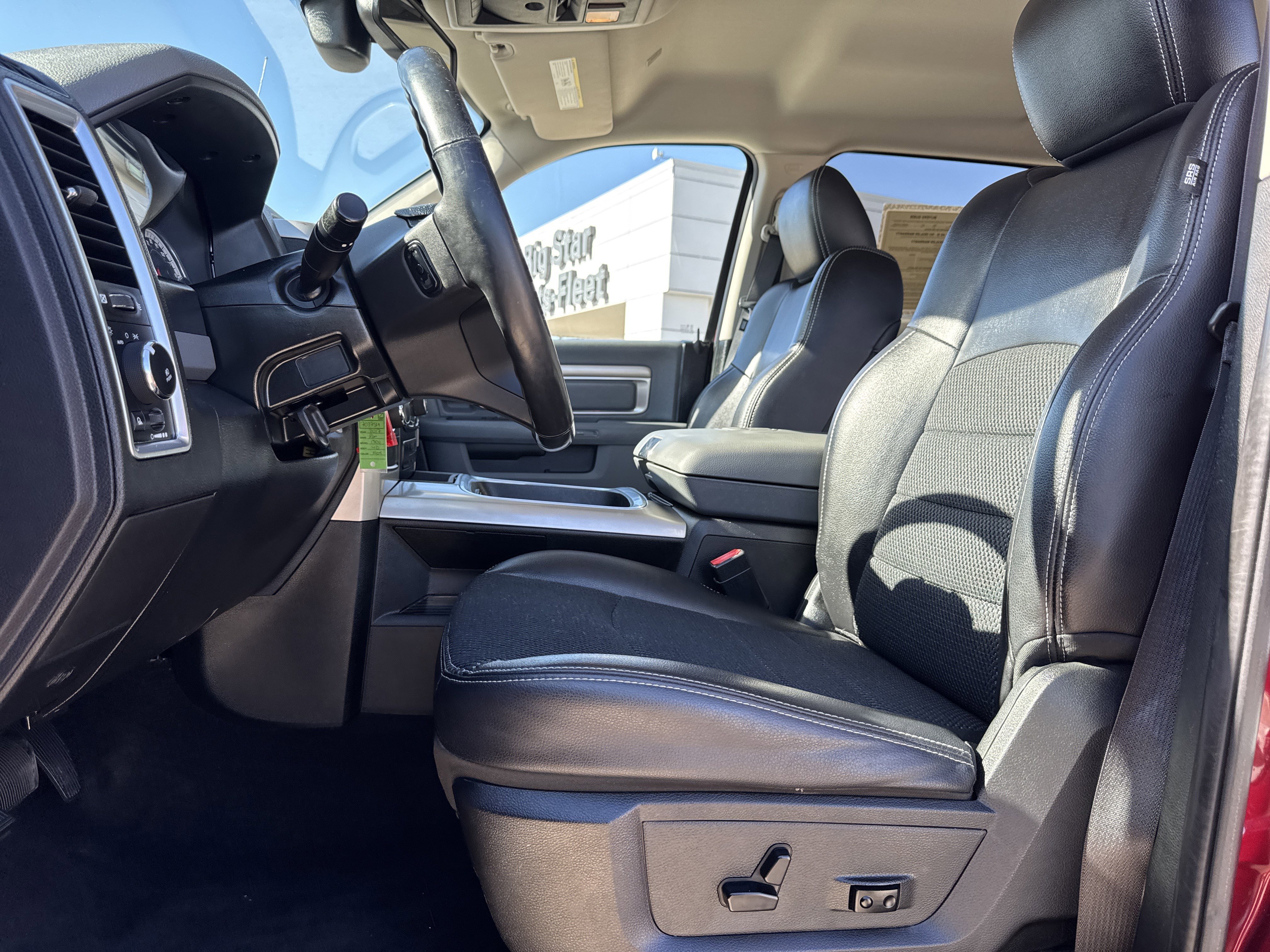 Used 2017 RAM 1500 Lone Star image 26