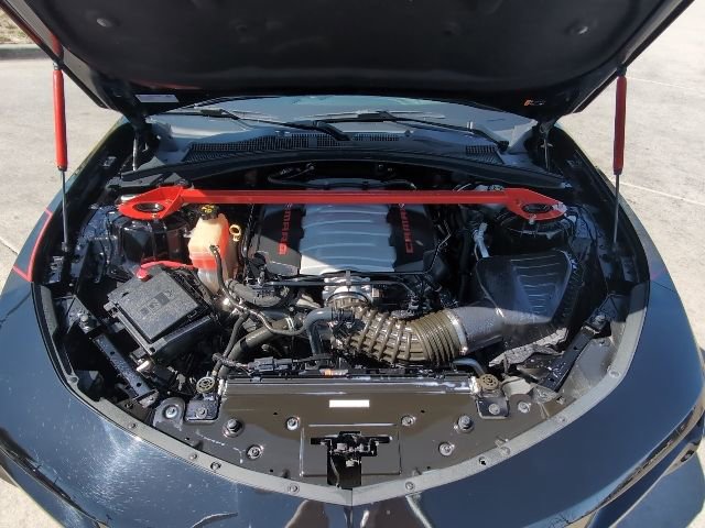 Used 2018 Chevrolet Camaro SS w/ Redline Edition RWD image 31