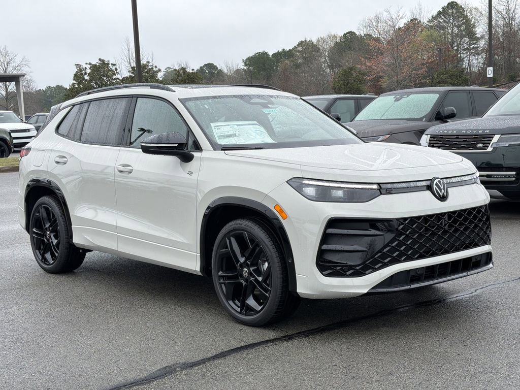 New 2026 Volkswagen Tiguan SE R-Line FWD image 7