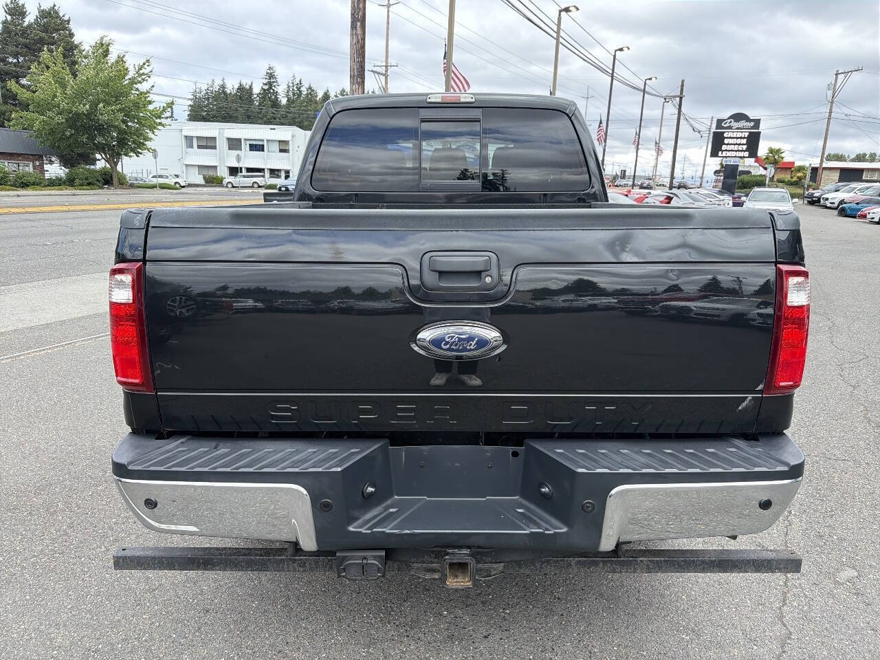 Used 2015 Ford F350 Lariat w/ Camper Package AWD/4WD image 5