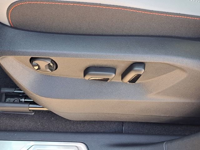 New 2026 Volkswagen Atlas Peak Edition image 7