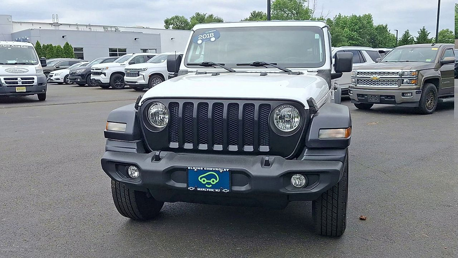 Used 2018 Jeep Wrangler Unlimited Sport AWD/4WD image 6
