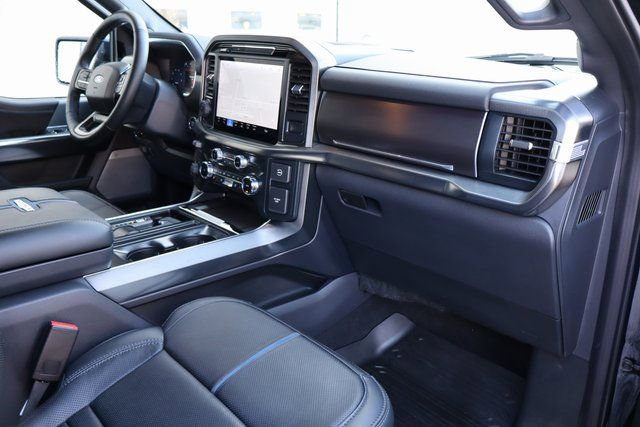 Used 2025 Ford F150 Platinum image 40