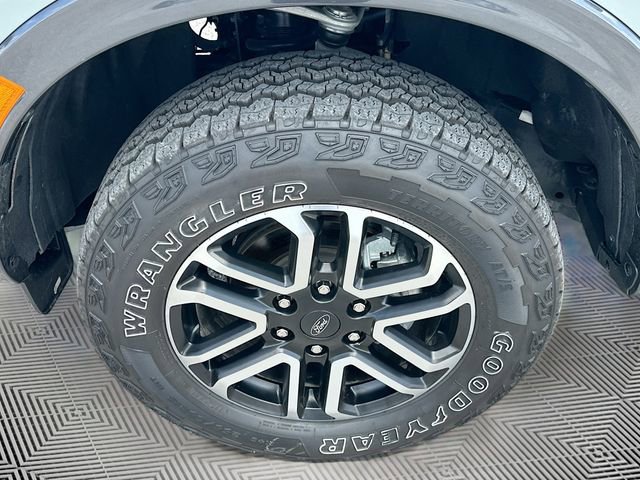 Used 2024 Ford Ranger Lariat w/ FX4 Off-Road Package AWD/4WD image 29