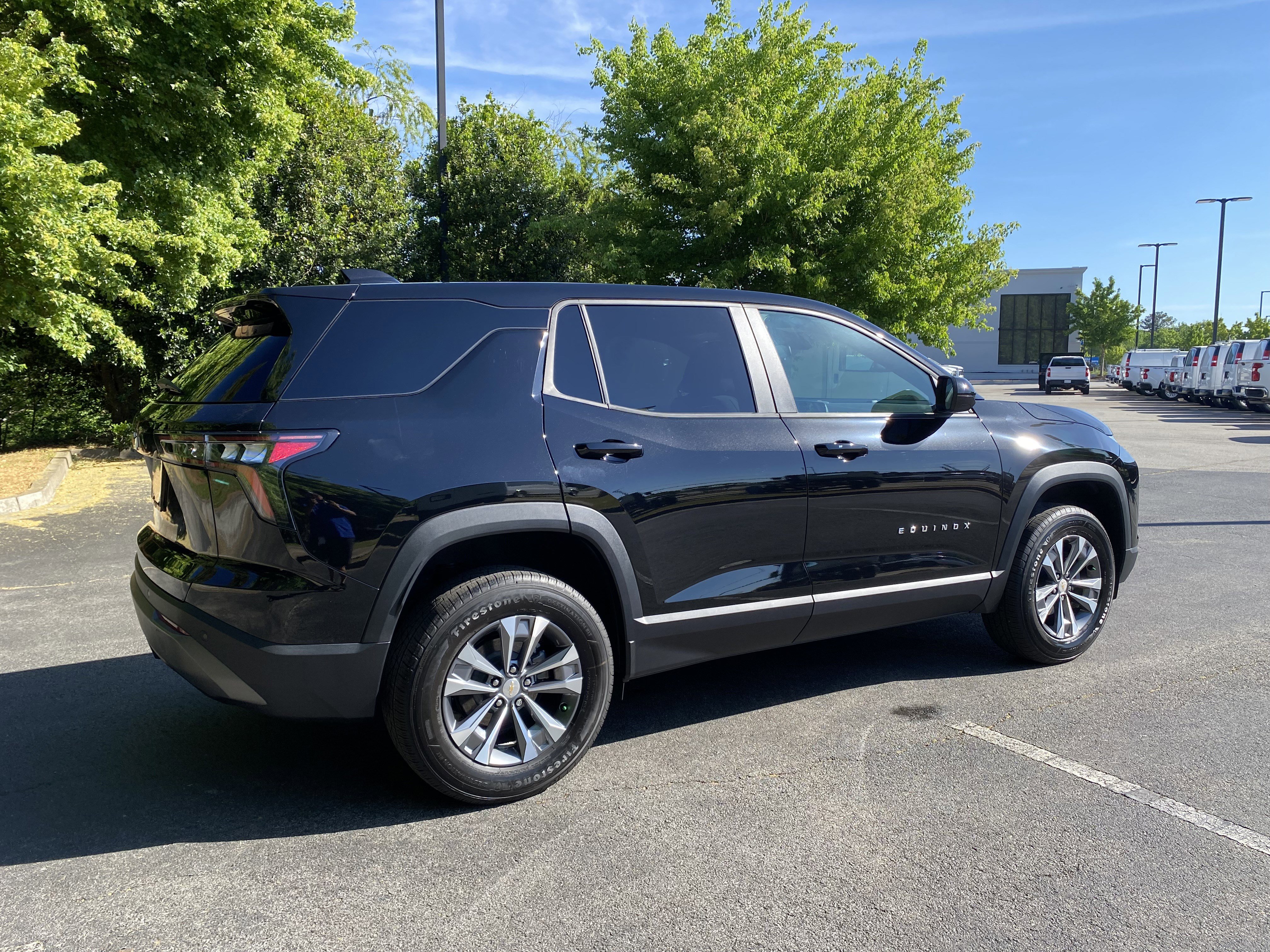 Used 2026 Chevrolet Equinox LT image 9