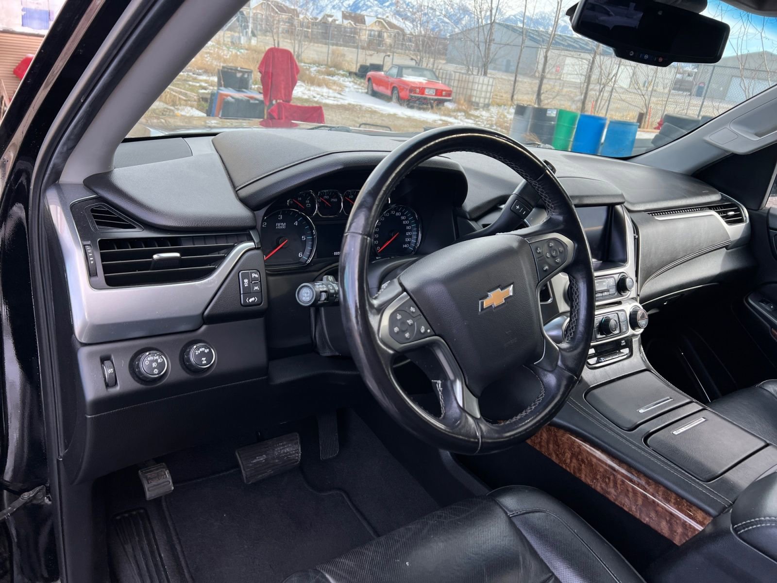 Used 2019 Chevrolet Suburban Premier image 18