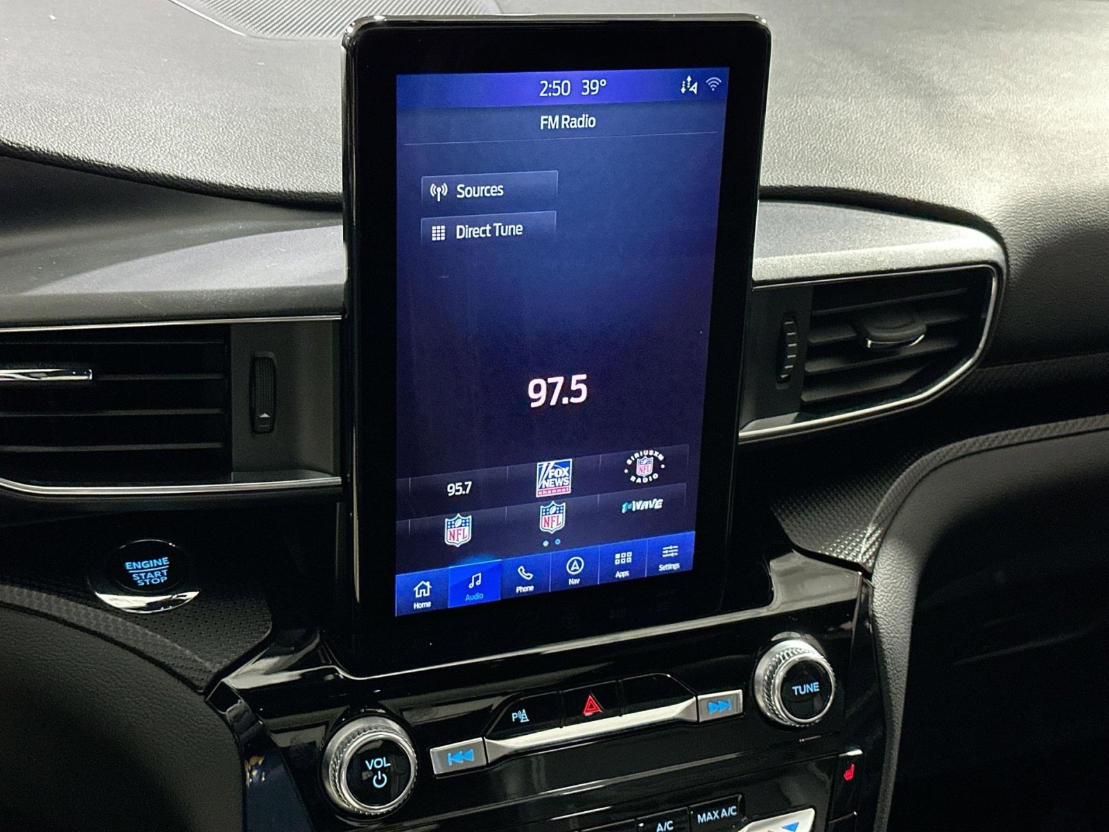 Used 2024 Ford Explorer ST w/ Equipment Group 401A image 23