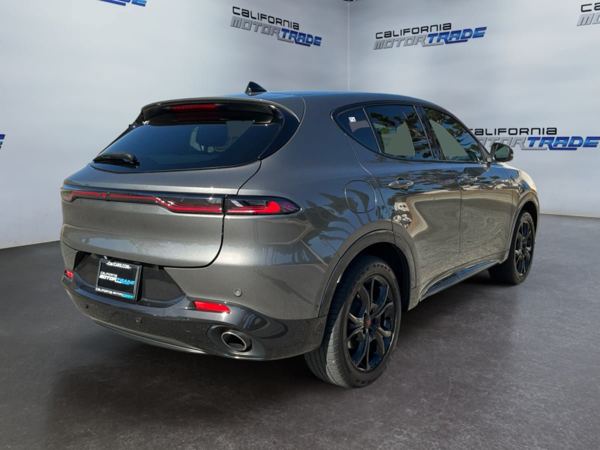 Used 2024 Dodge Hornet R/T w/ Tech Pack w/o Parking AWD/4WD image 5