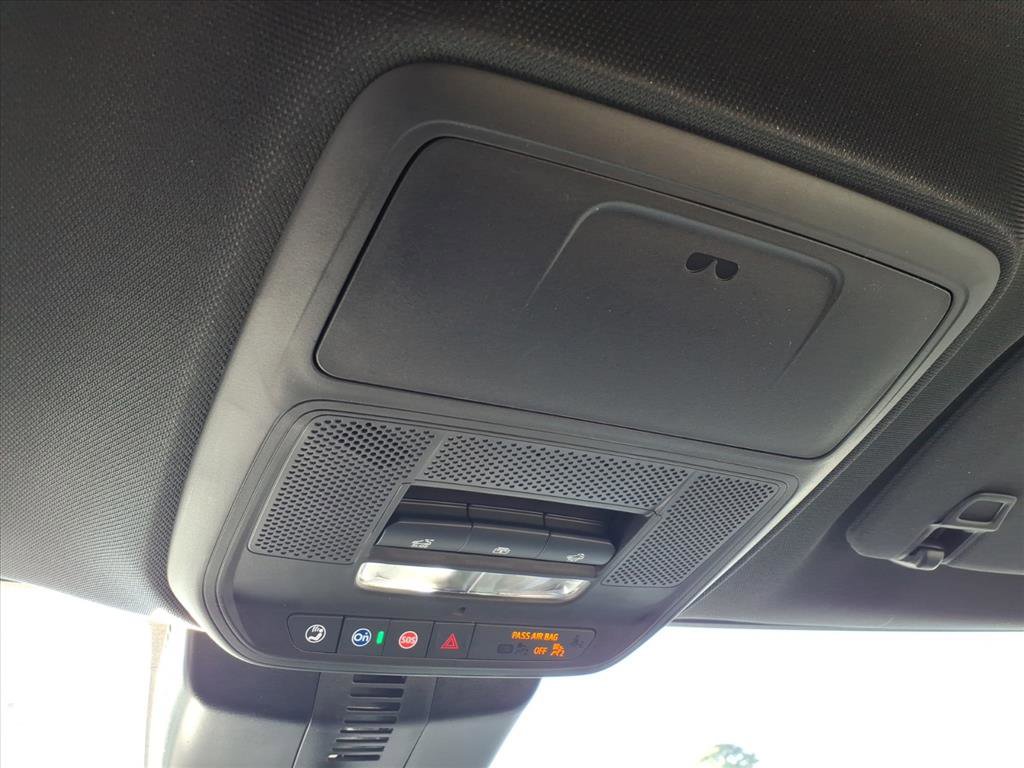 New 2026 GMC Acadia Elevation w/ Elevation Premium Package FWD image 18