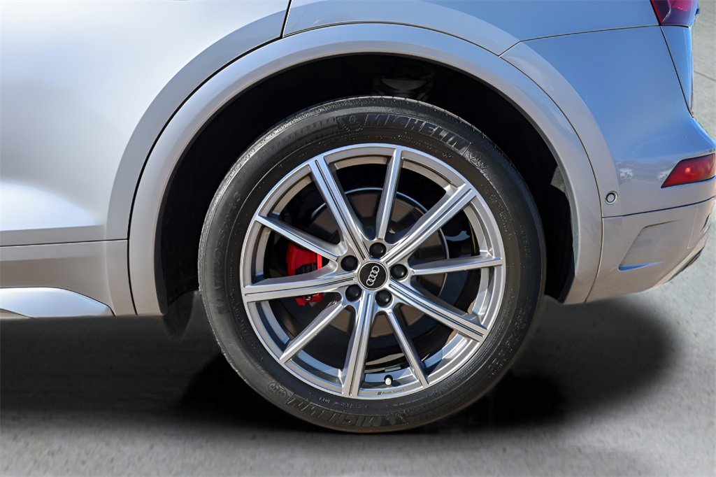 Used 2023 Audi SQ5 Prestige w/ Prestige Package image 28