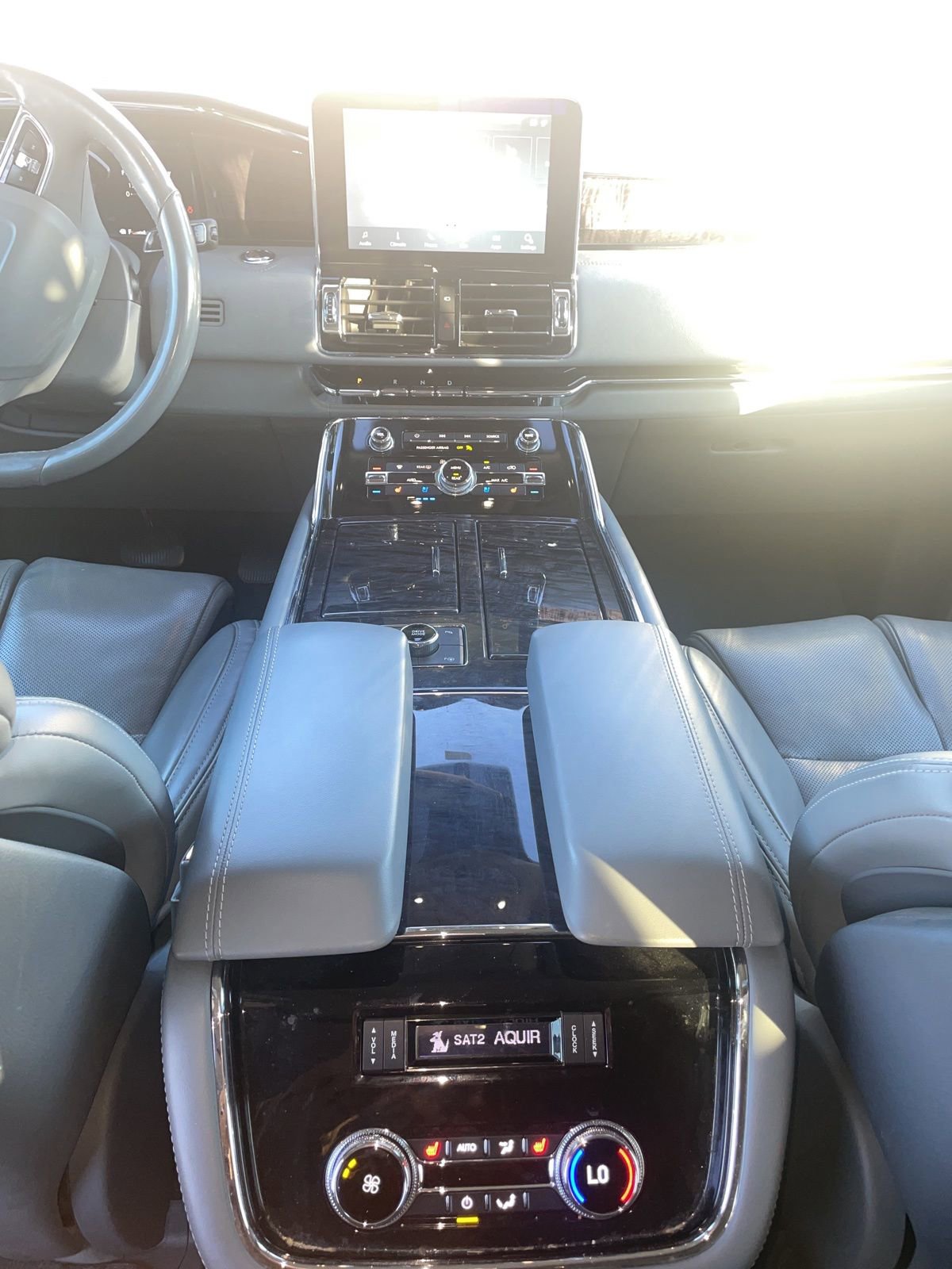 Used 2020 Lincoln Navigator L Reserve w/ Equipment Group 208A Reserve image 8