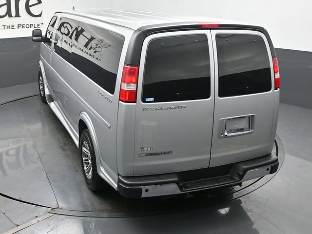 Used 2023 Chevrolet Express 2500 Extended image 66