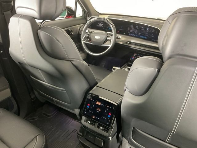 New 2026 Cadillac Vistiq Sport w/ LPO, Floor Liner Package image 28