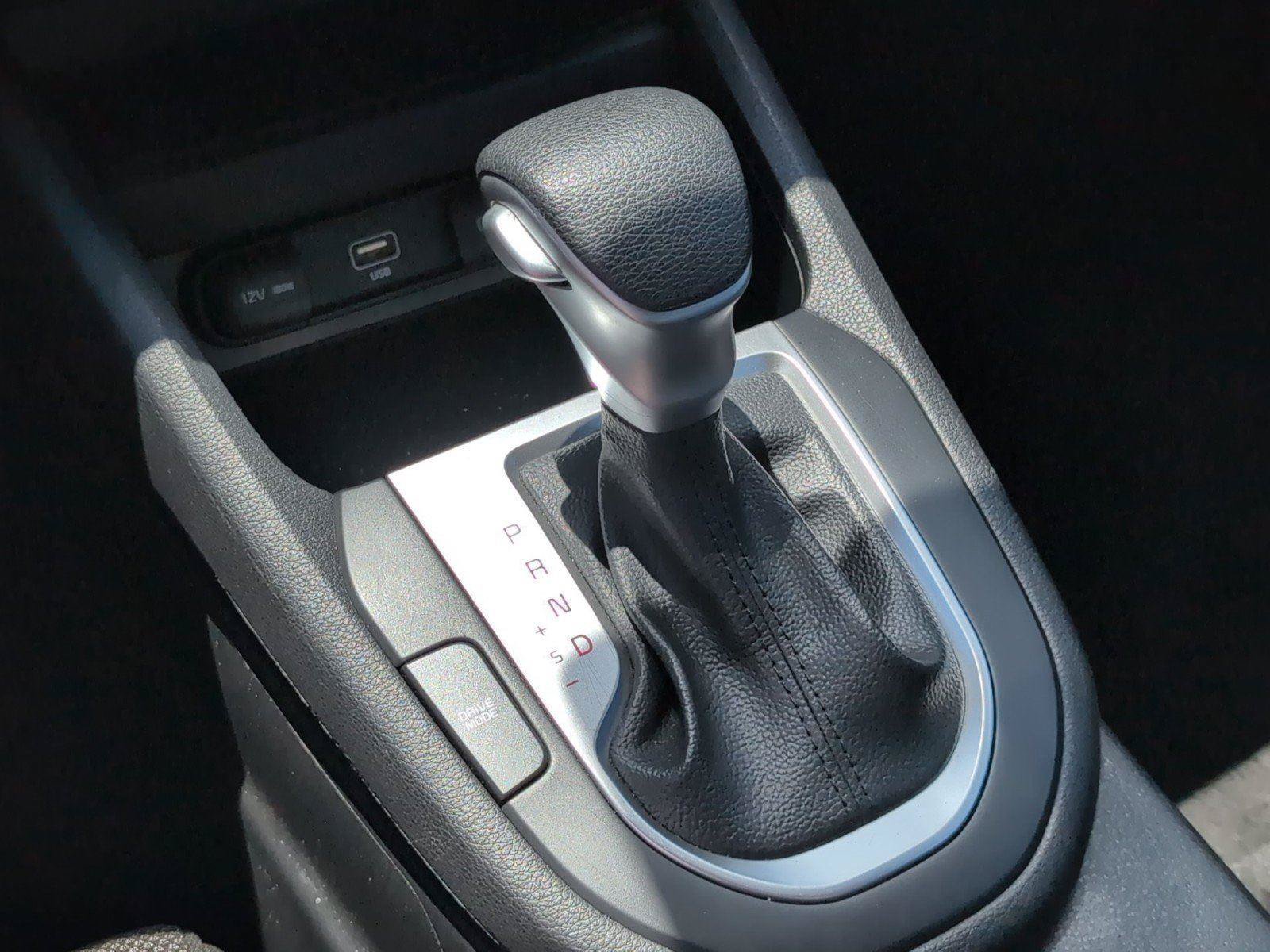 Used 2024 Kia Forte LXS FWD image 25