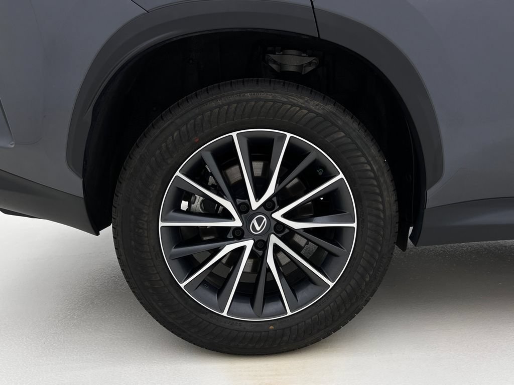 Certified 2026 Lexus NX 350h AWD w/ Accessory Package (2T) image 29