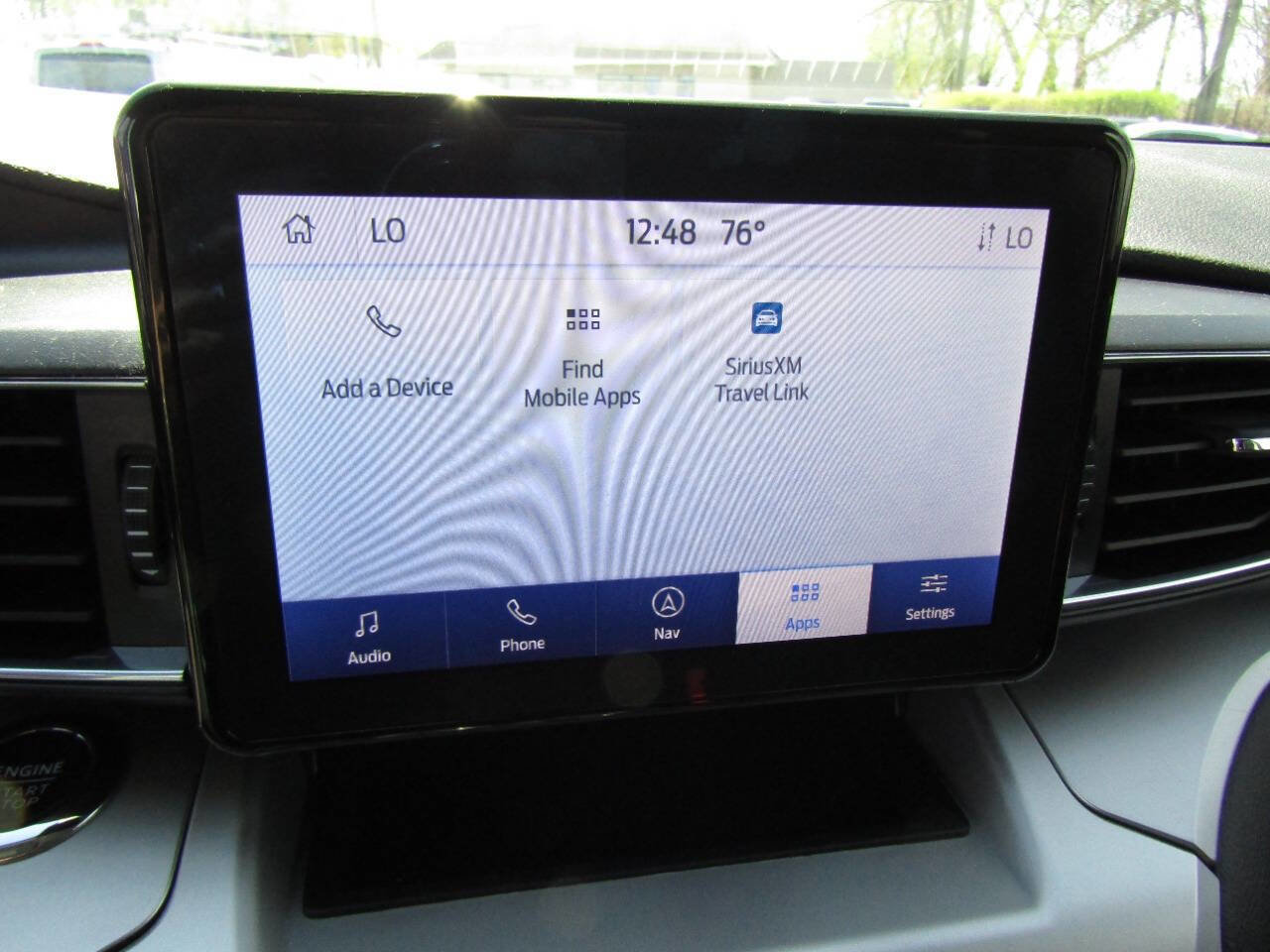 Used 2022 Ford Explorer XLT AWD/4WD image 16