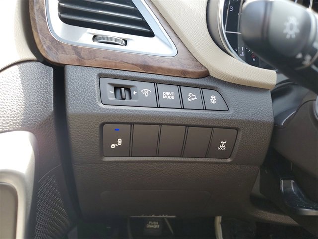 Used 2018 Hyundai Santa Fe Sport 2.0T image 21