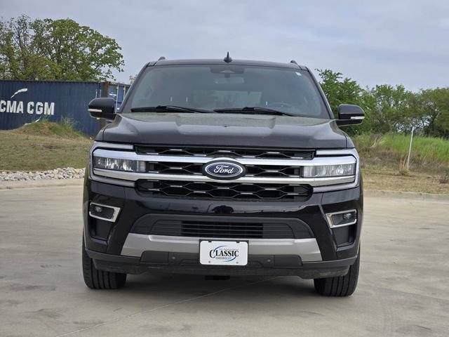 Used 2024 Ford Expedition Limited AWD/4WD image 3