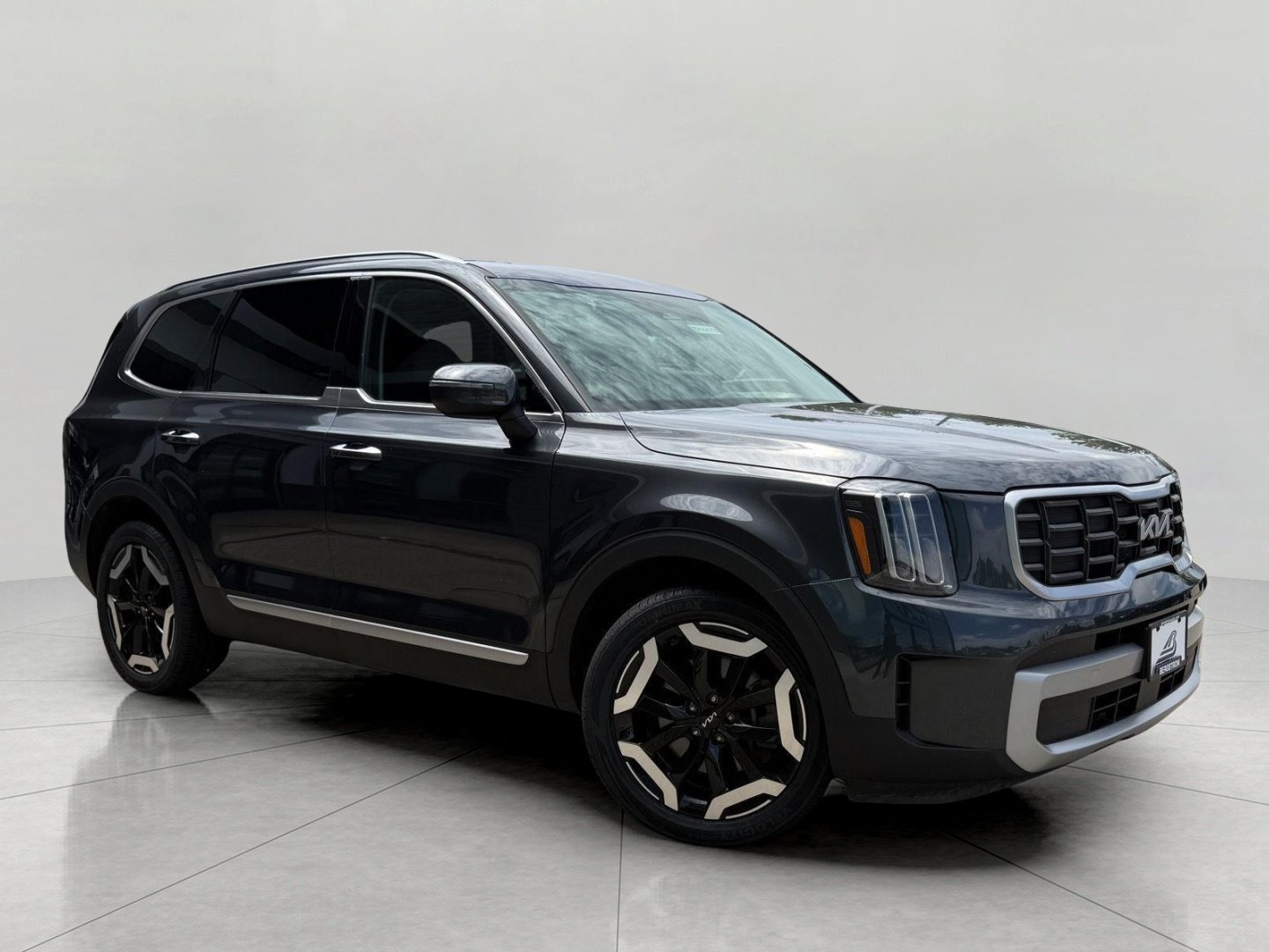 Used 2023 Kia Telluride S w/ S Sunroof Package
