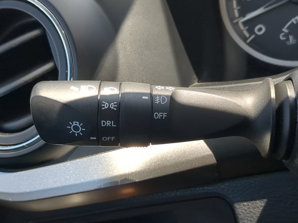 Used 2019 Toyota Tacoma SR5 RWD image 25