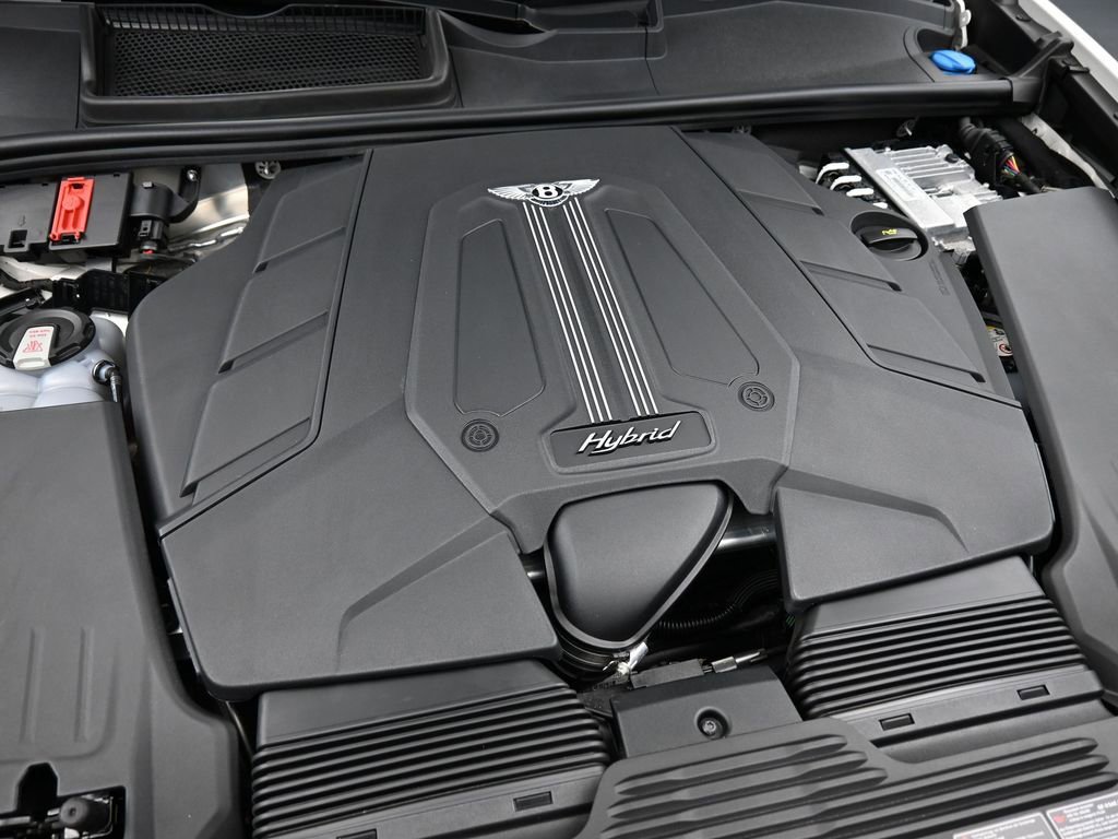 Certified 2023 Bentley Bentayga Plug-In Hybrid AWD/4WD image 34